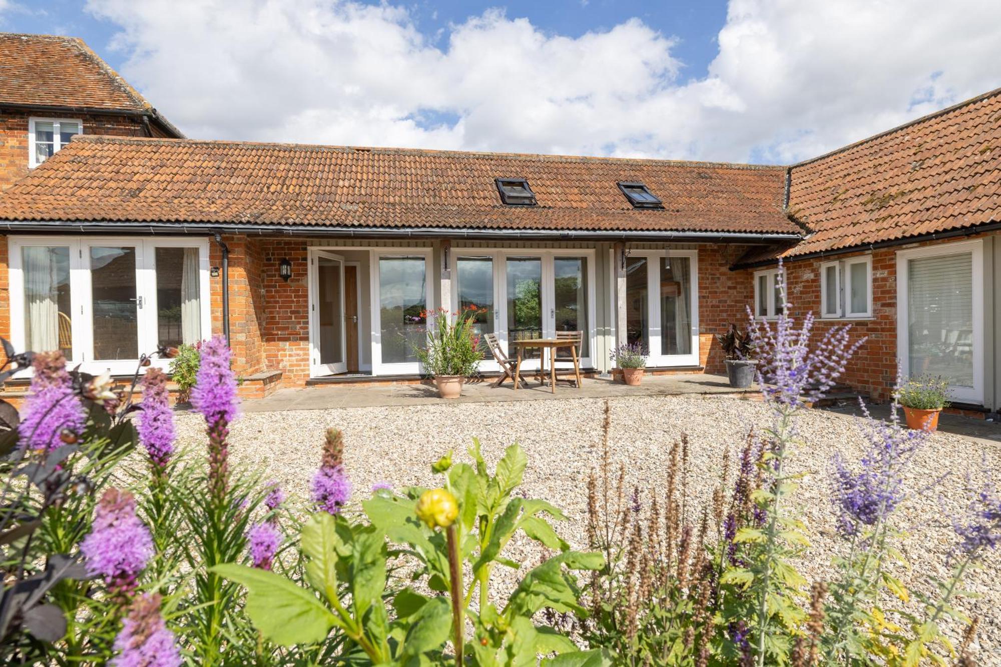Little Park Farm Queen Anne Farmhouse & Apartments Stratfield Mortimer Exterior foto
